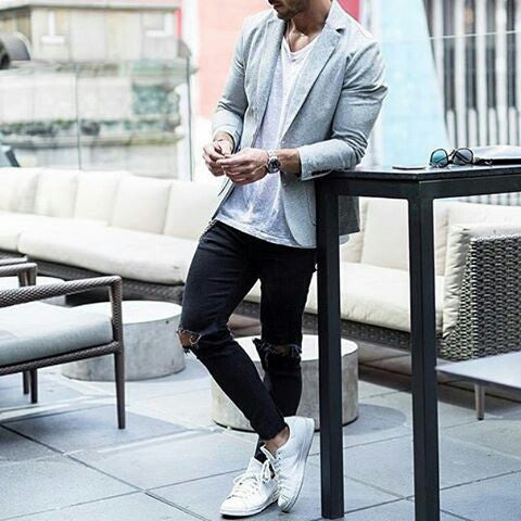 How To Wear Your Favorite White T shirt This Winter 10 Stylish Outfi LIFESTYLE BY PS