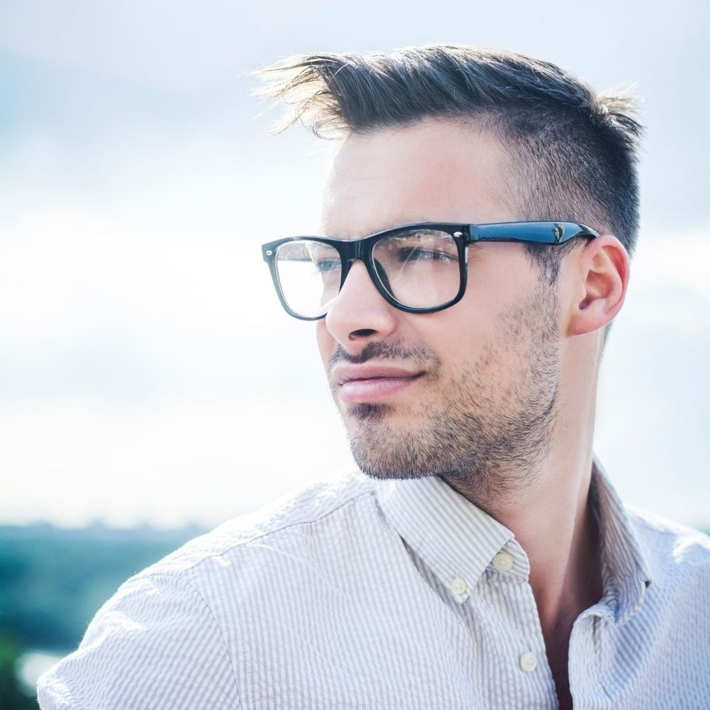 5 Eyeglasses for Men That are Perfect for Office and Otherwise