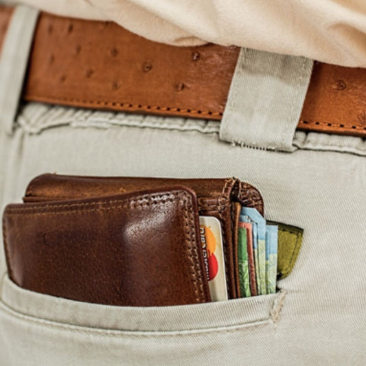 7 Reasons Why You Should Shop Online with a Credit Card Number Only