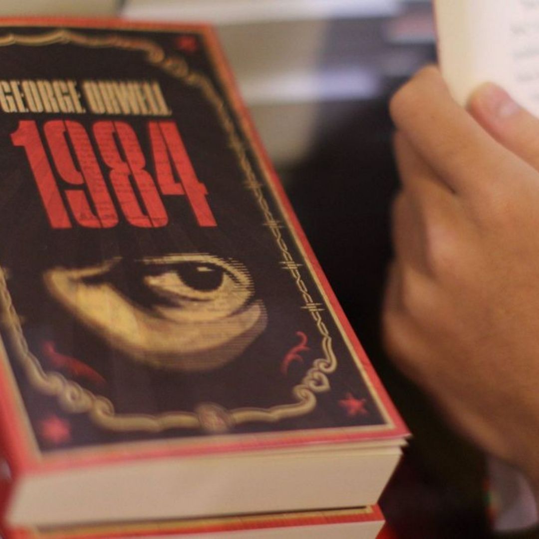 A Short Summary of 1984 by George Orwell - BriefSummary