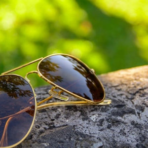 The Best Way To Style Wayfarer and Aviator Sunglasses