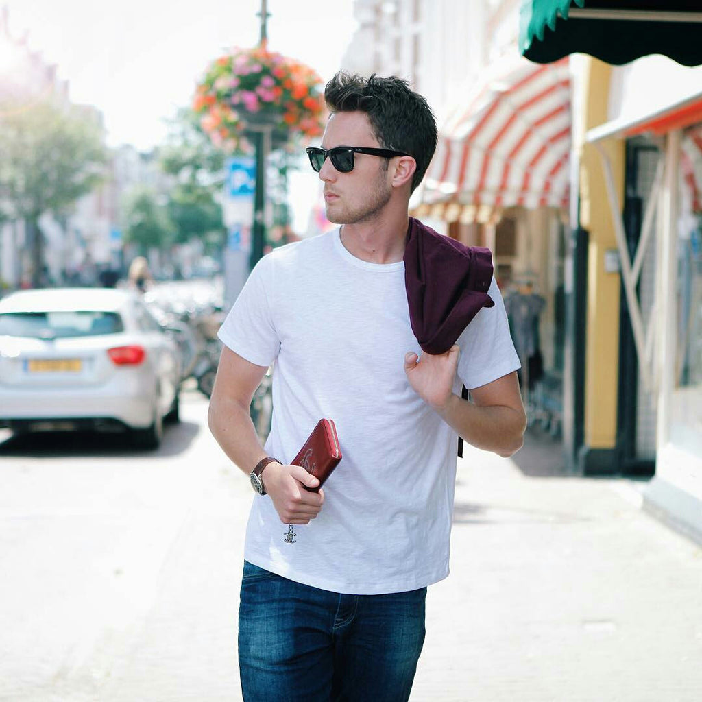 how to wear white t-shirt for men 