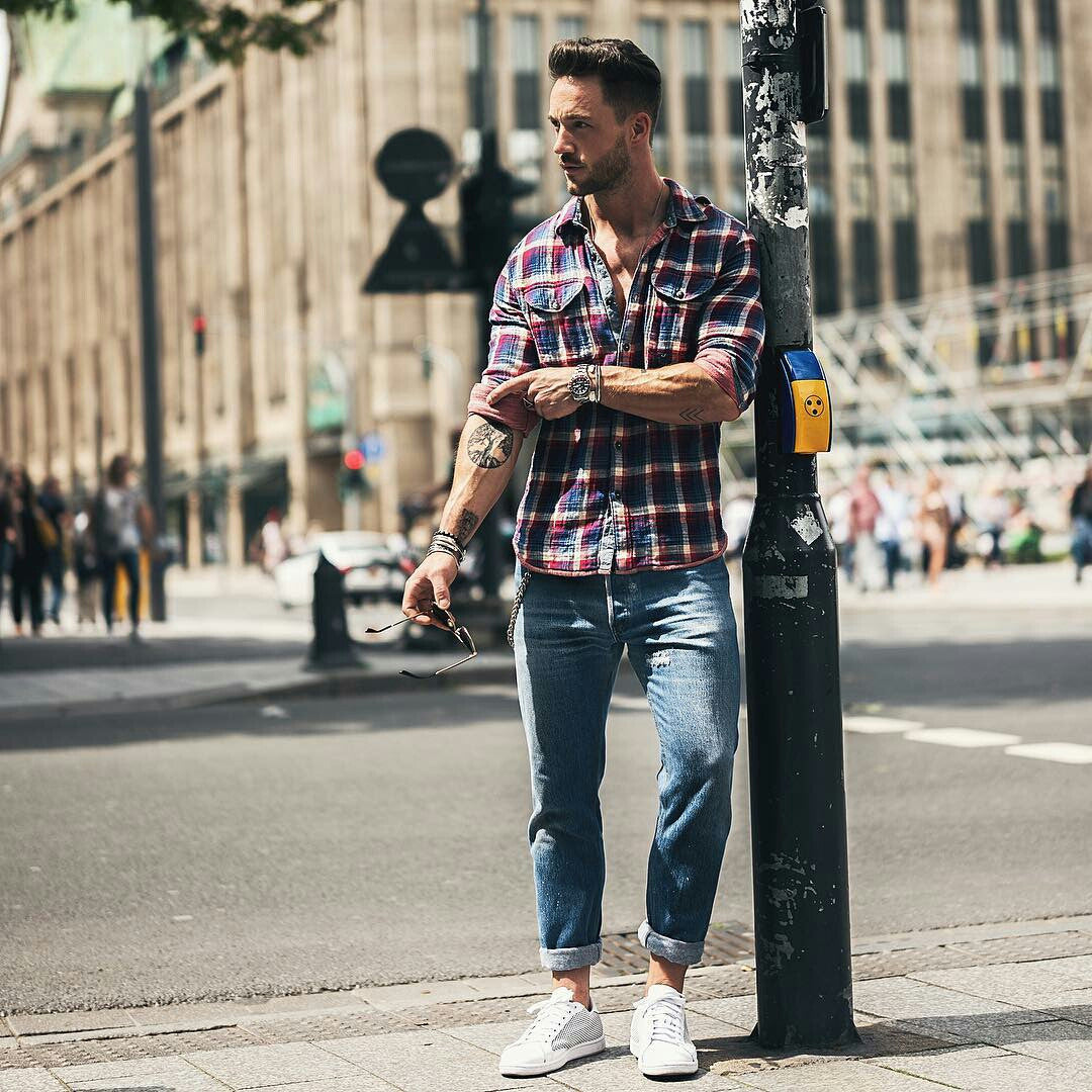 How These Jeans & Casual Shirt Outfits Can Help You Look Sharper Than Your Friends