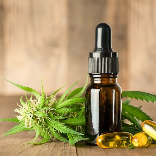 CBD Capsules vs CBD Oil: