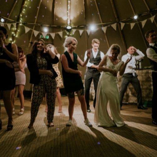 Choosing A Fabulous Dress For Attending a Party