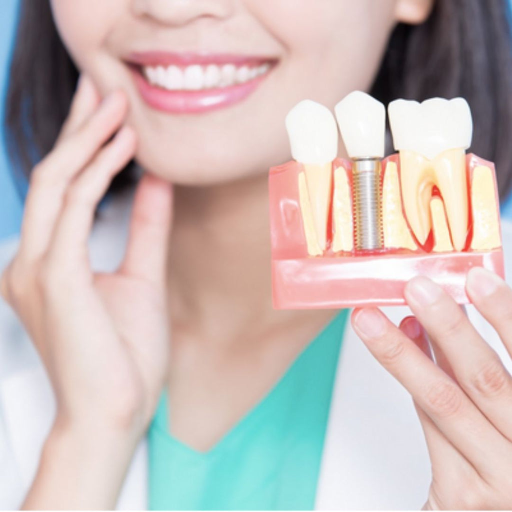 Unpacking Complete Dentures: A Gateway to Radiant Smiles