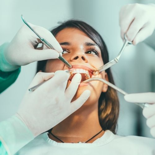 Pros and Cons of Cosmetic Dentistry