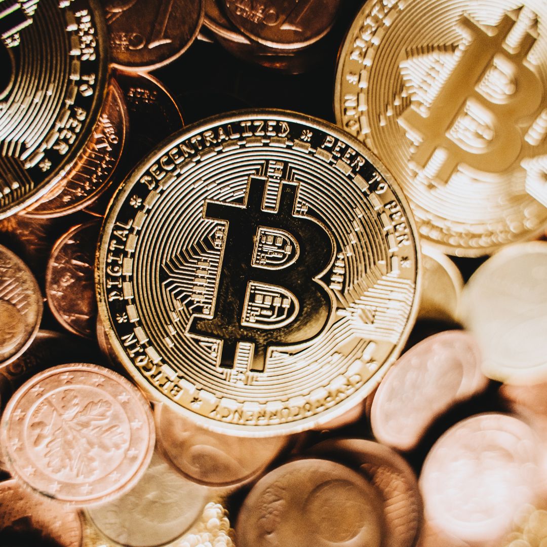 Cryptocurrency & Bitcoin – Why You Should Use It to Pay For Travel?