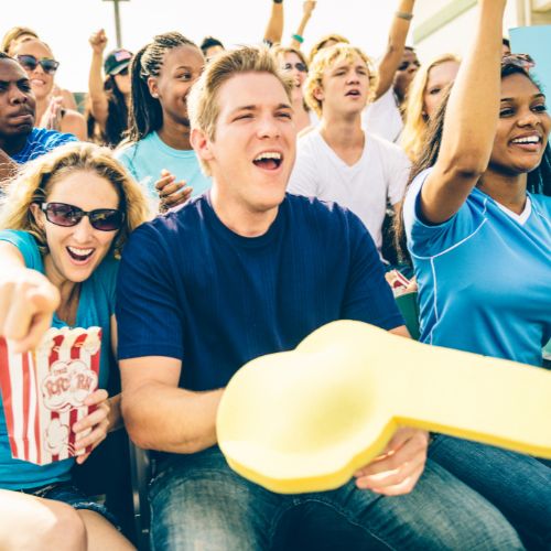 5 Fashion Rules for Dressing at Sporting Events