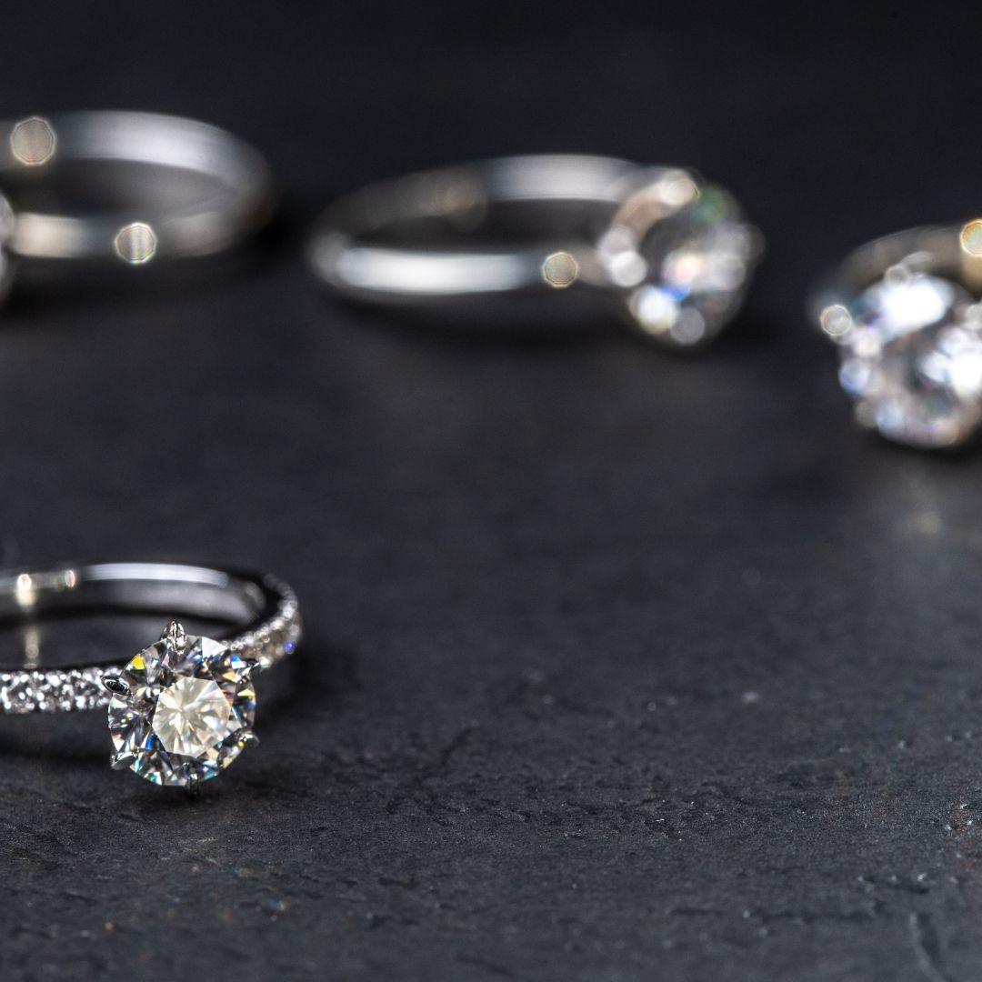 Top 5 Tips for Buying a Lab Grown Diamond Engagement Ring