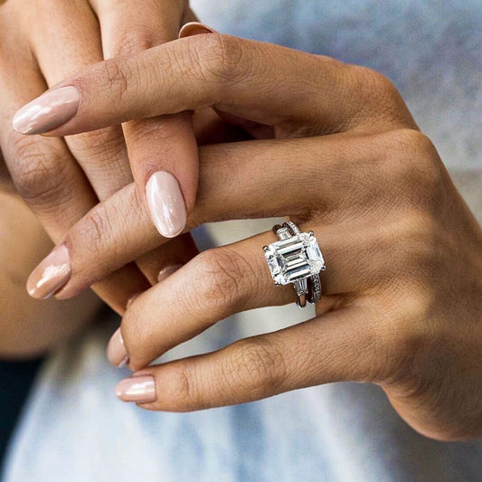 Custom Diamond Engagement Rings: Making a Unique Symbol of Love