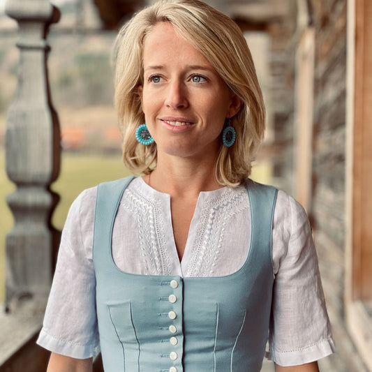 Dirndlbluse