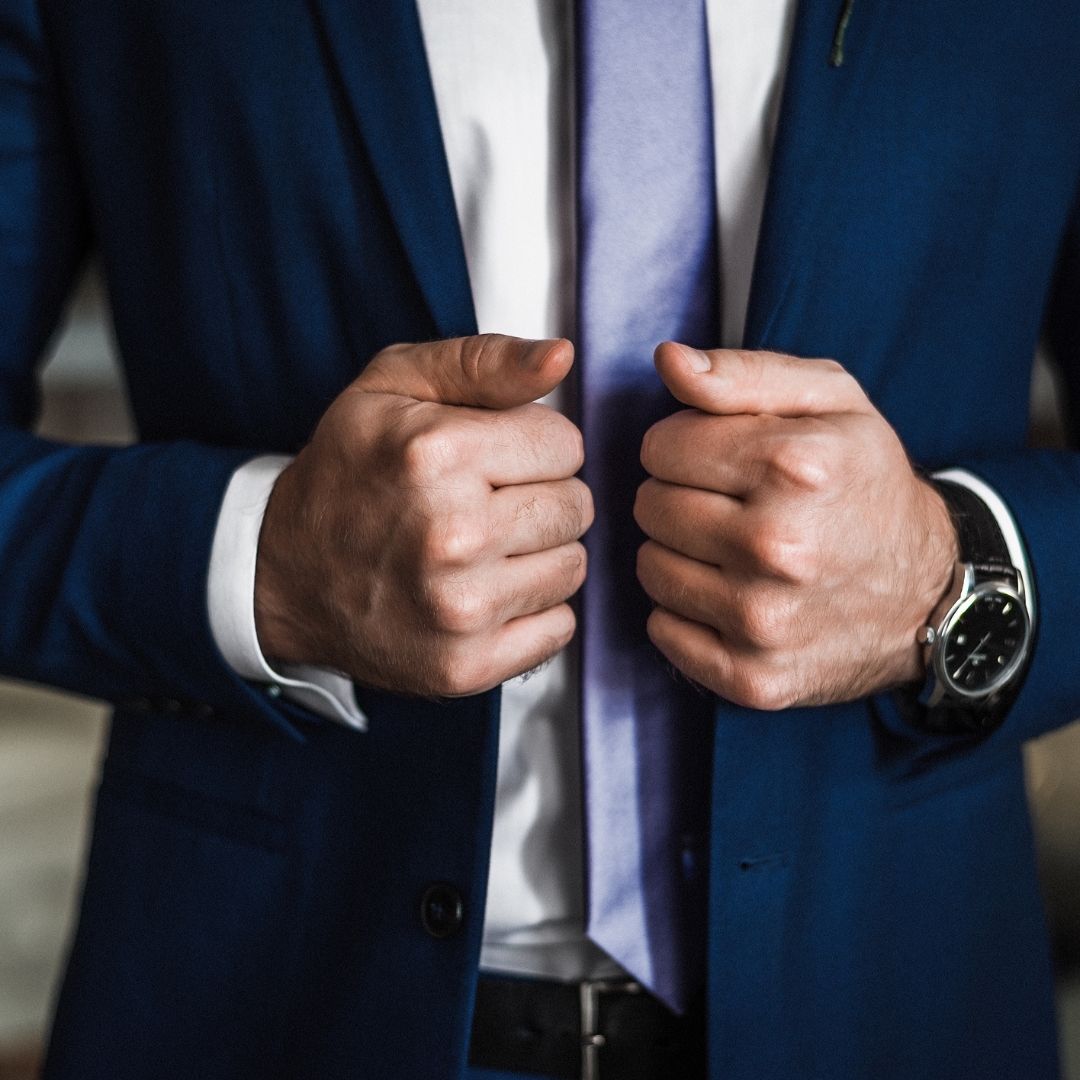 4 Reasons To Dress Your Best At Work