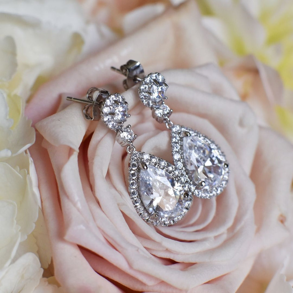 Essential Tips To Choose The Perfect Jewelry For Your Wedding