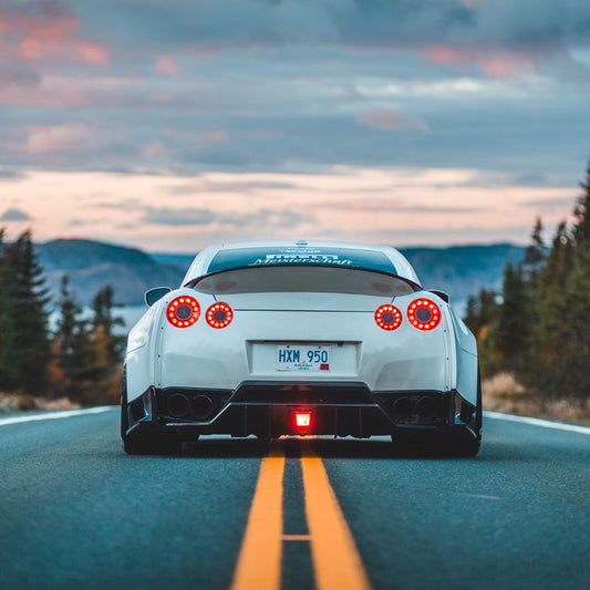Exporting Luxury Cars From the UK