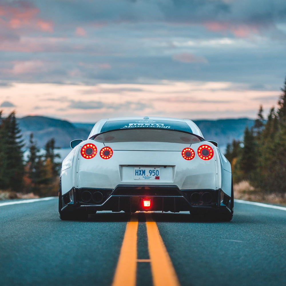 Exporting Luxury Cars From the UK