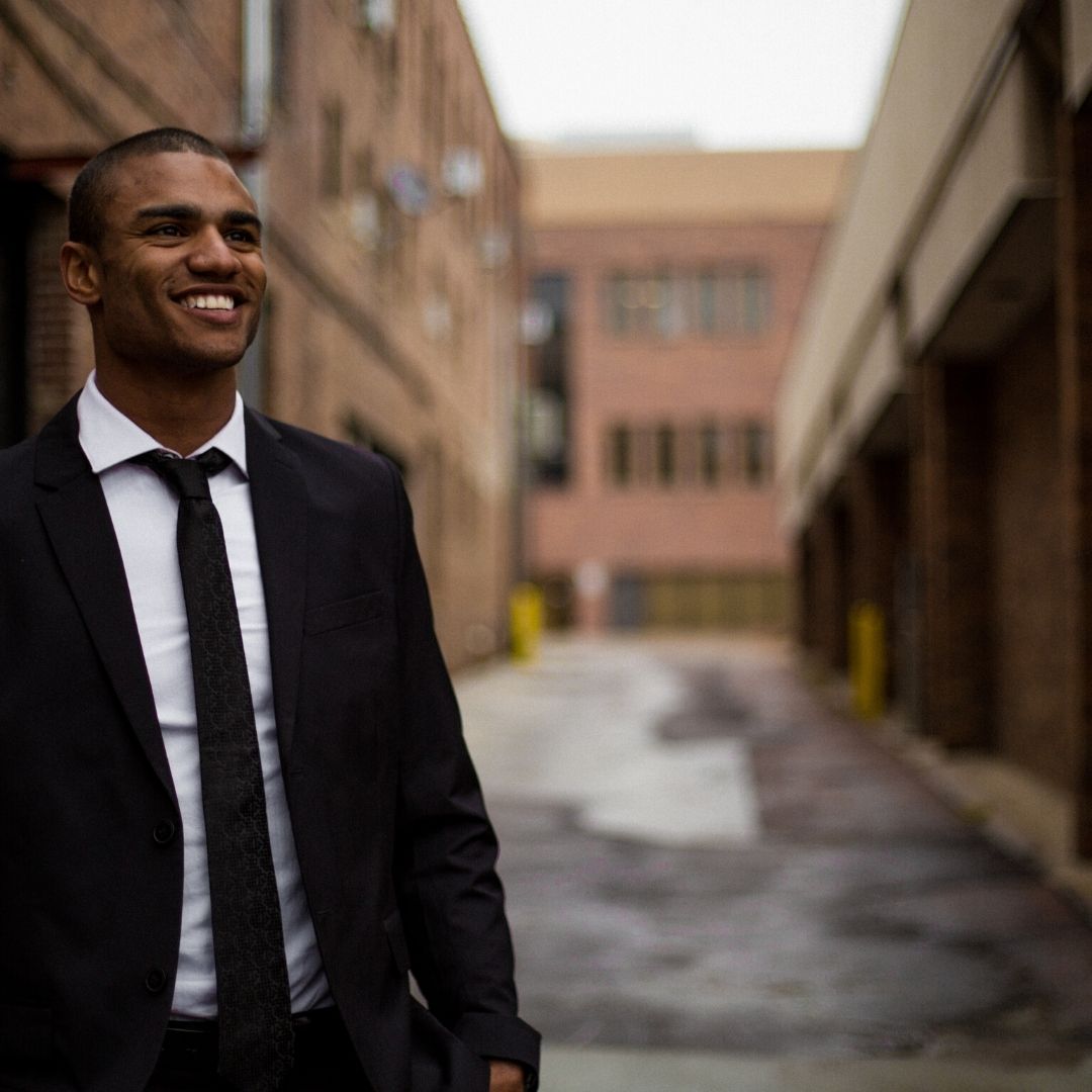 Fashion Tips to Tailor-Make Your Professional Impressions