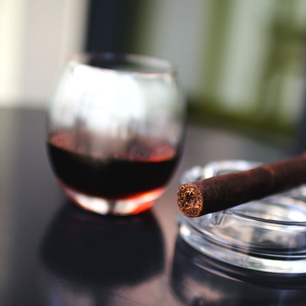 Grab The Enhanced Advantages Of Black And Mild Cigars
