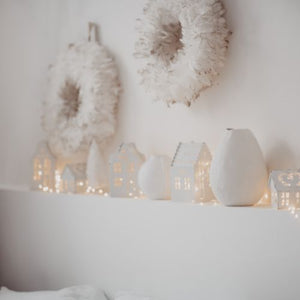 4 Easy (And Inexpensive!) Ways To Make Your House Feel Welcoming For The Holidays