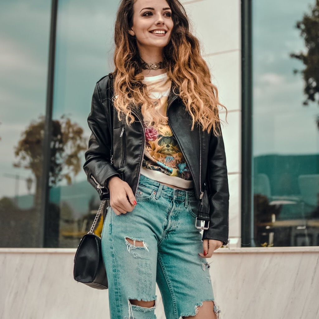 Beautiful Ways to Wear A Leather Jacket Fashion for Women