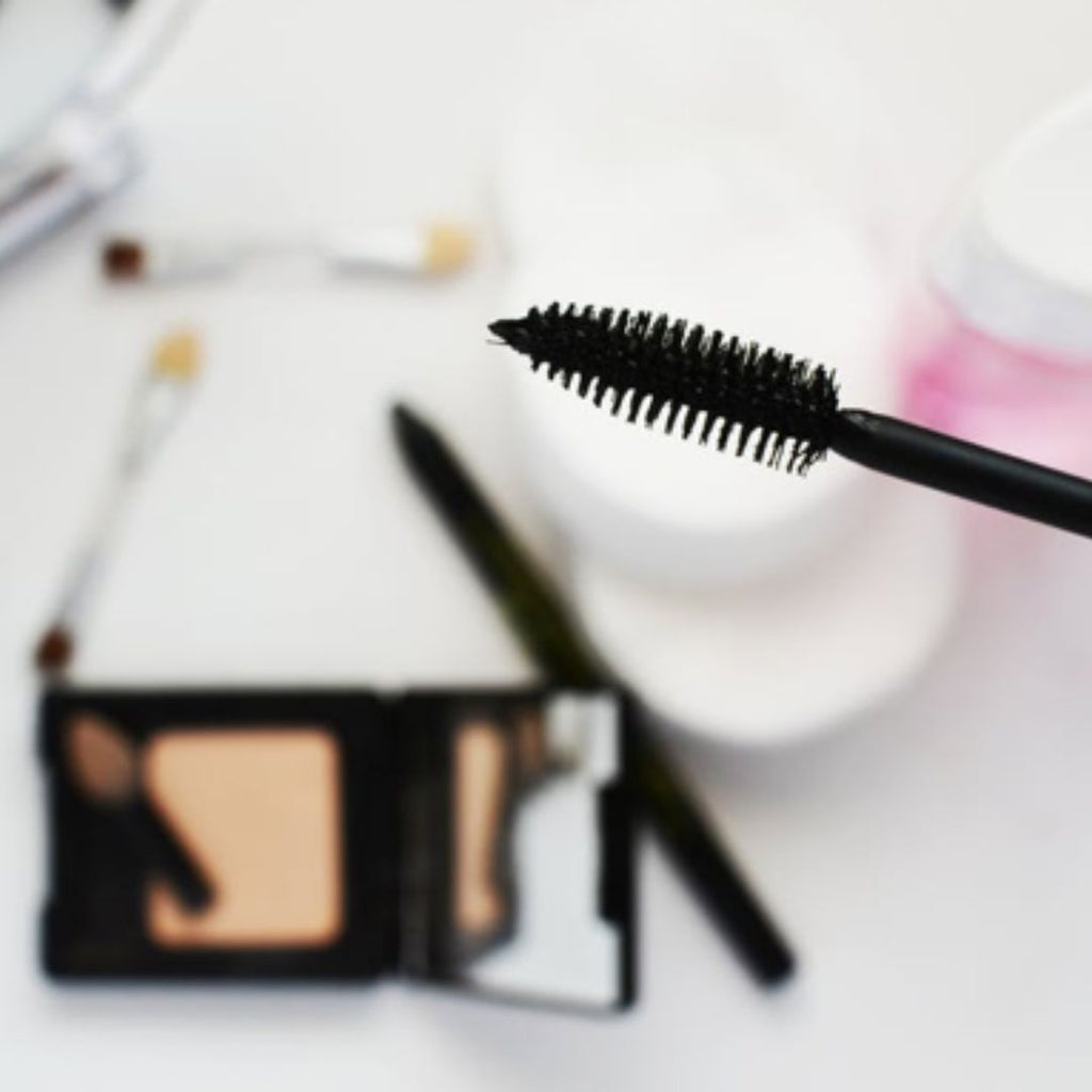 Look Your Best: Makeup Tips and Tricks You Can't Live Without