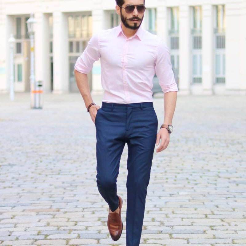 What color pants go with a white shirt? - Quora