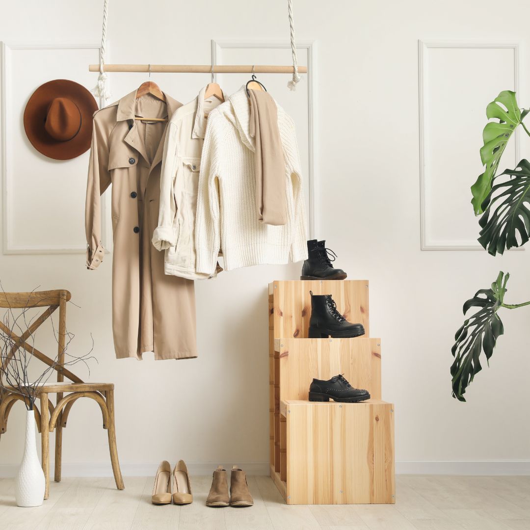 Super Simple Style: 5 Minimalist Wardrobe Essentials