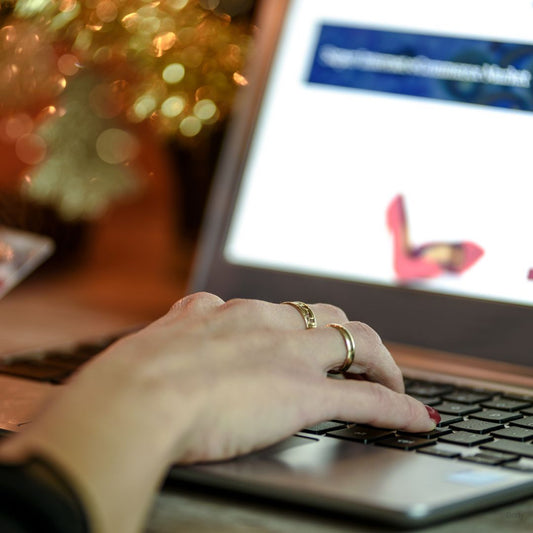 Online Policy Renewal