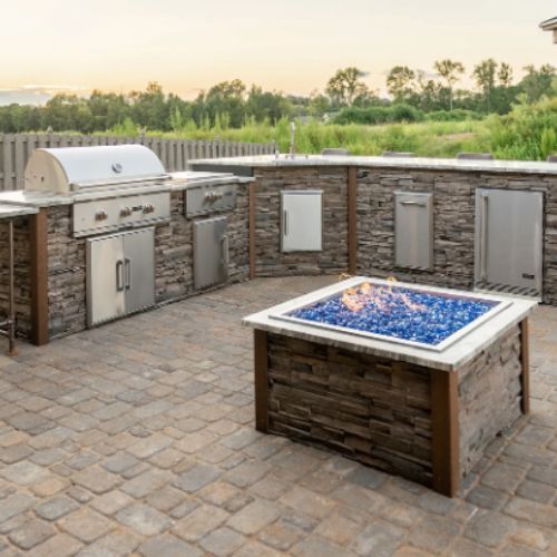 6 Things to Keep in Mind When Designing an Outdoor Kitchen