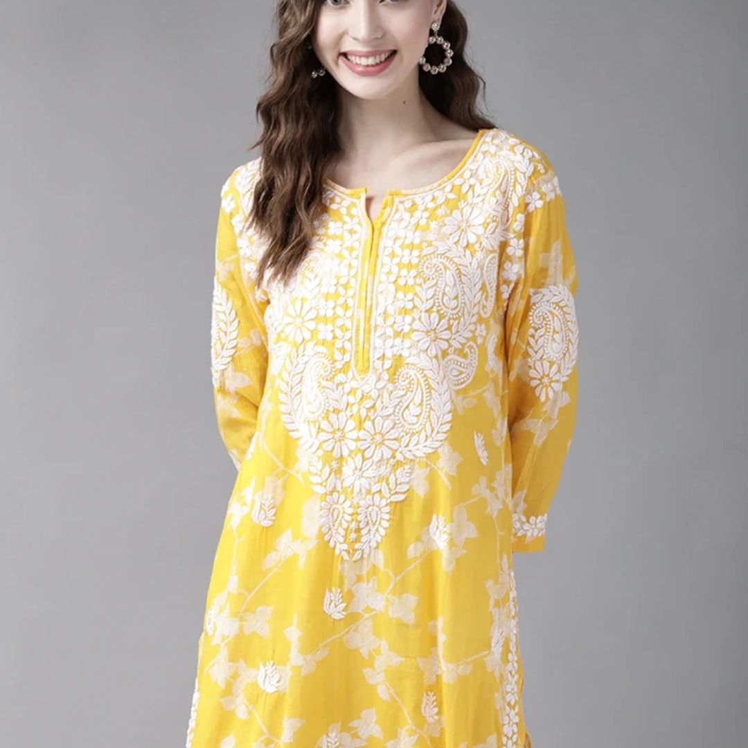 Street Fashion To Beat Heat in Style