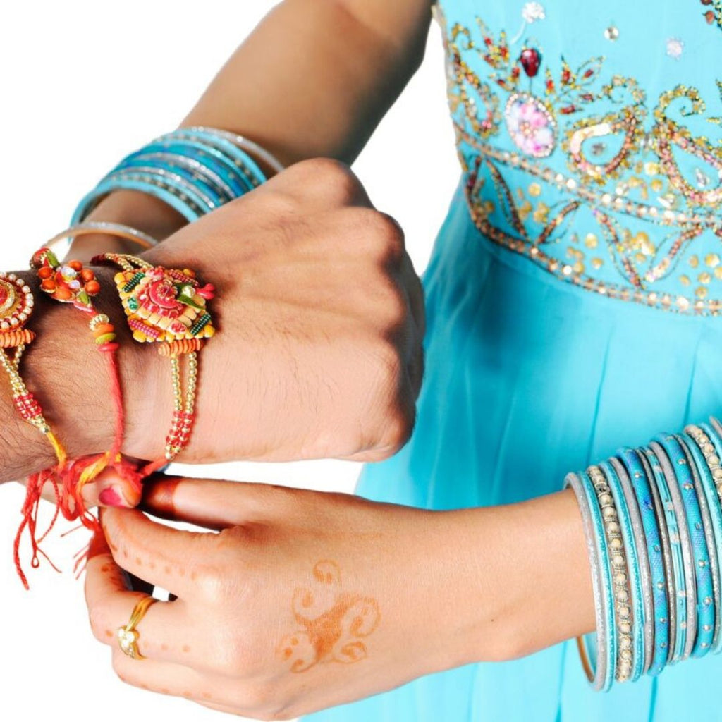 Surprise Your Sister with Some Fantastic Rakhi Gifts