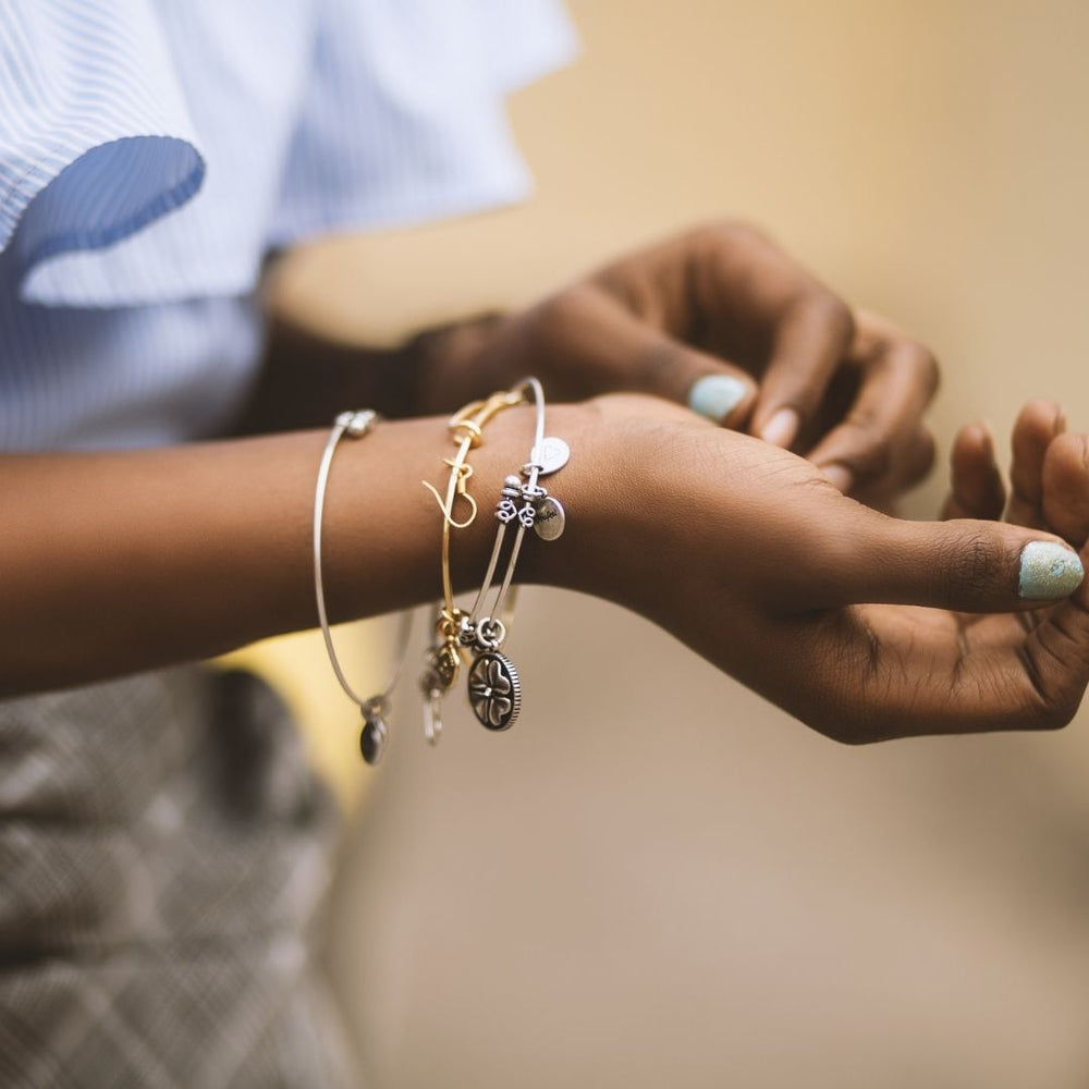 Top Advantages of Buying Jewelry Online!