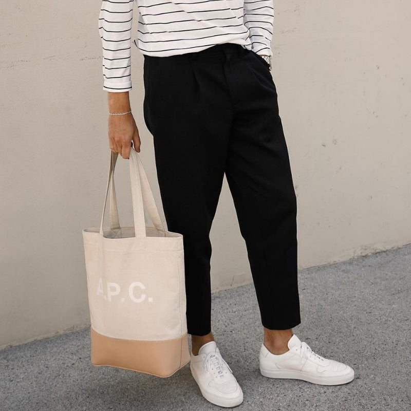 Love wearing black pants? Then you are going to want to see these amazing black pants outfits. #black #pants #mens #fashion #minimalist #street #style