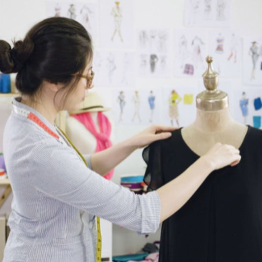 Why Should You Use One of These 5 Ecommerce Platforms for Your Fashion Business?