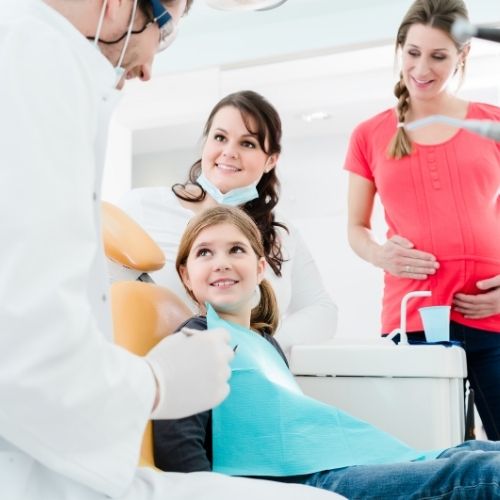8 Reasons to Visit a Professional Family Dentist
