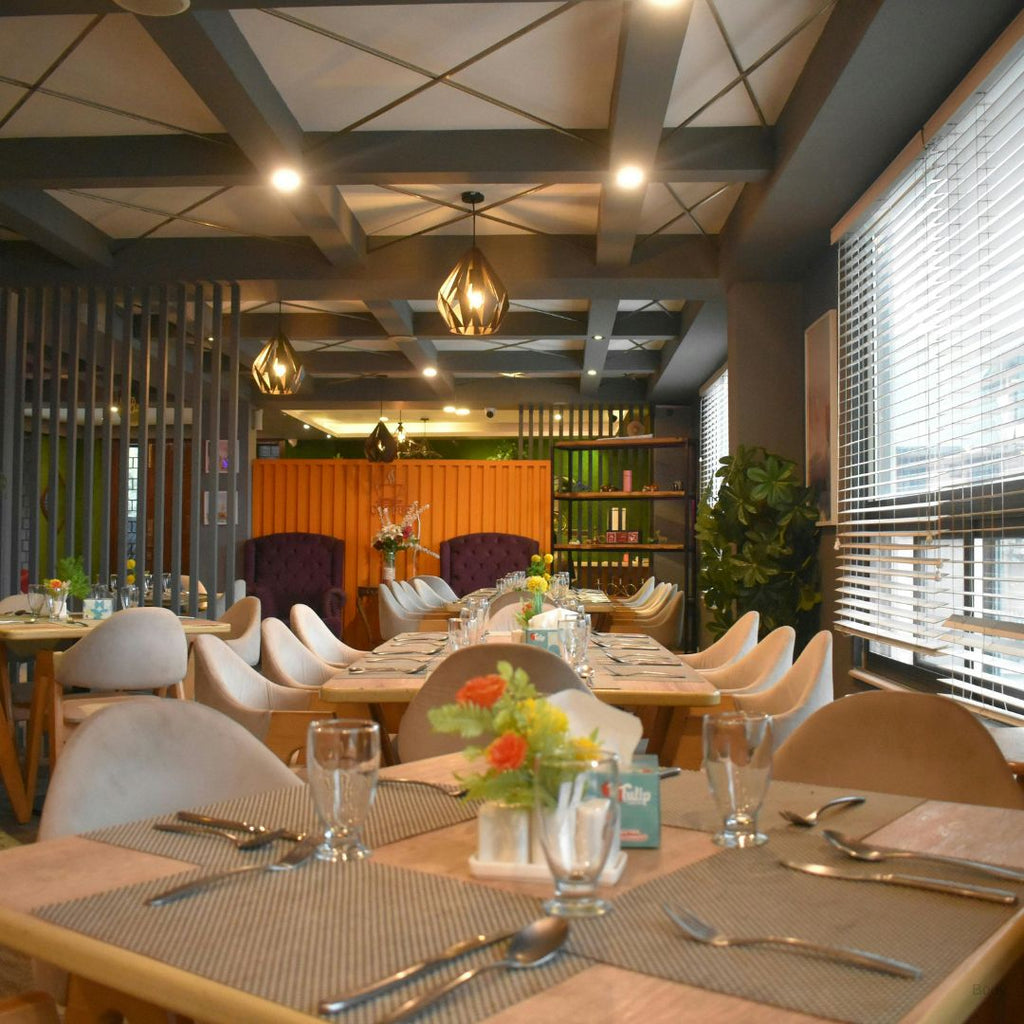 Trendy Restaurant Tables
