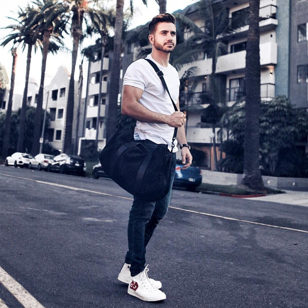 5 Cool T-shirt Outfits For Men #tshirt #outfits #mensfashion #streetstyle