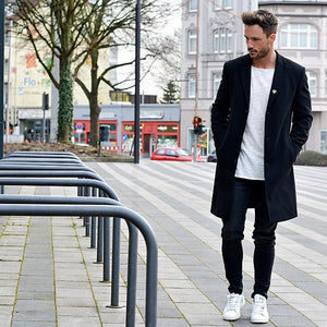 10 Ways To Wear Your Favourite Tee With An Overcoat
