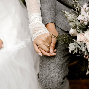 Should You Pay for Your Own Wedding?